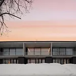Smart Cinema Sauna Sonos Audio Garage إسبو