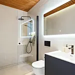 Smart Cinema Sauna Sonos Audio Garage Prázdninový dům