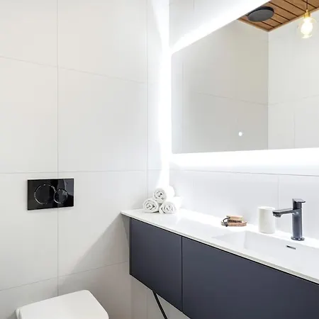 Smart Cinema Sauna Sonos Audio Garage Дом отдыха