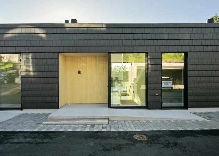 Smart Cinema Sauna Sonos Audio Garage Hébergement de vacances *