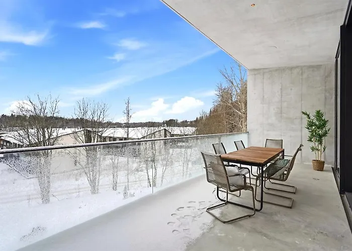 Smart Cinema Sauna Sonos Audio Garage *