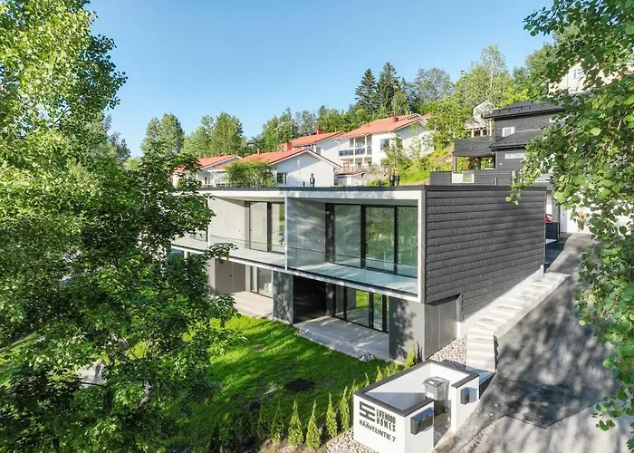 Smart Cinema Sauna Sonos Audio Garage * Espoo