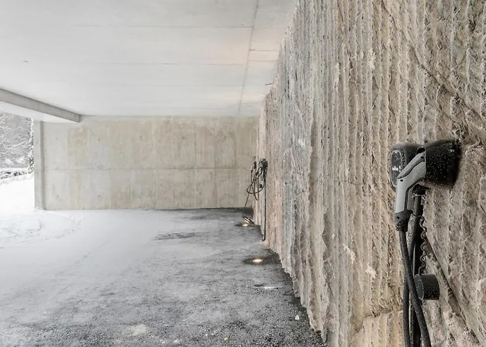 Smart Cinema Sauna Sonos Audio Garage Hébergement de vacances *